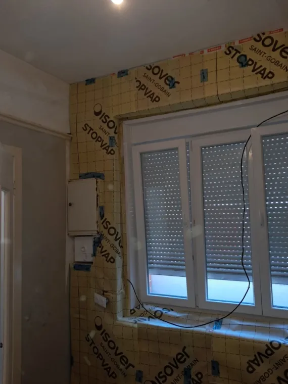Isolation des murs par l'intérieur RGE Qualibat à Croix