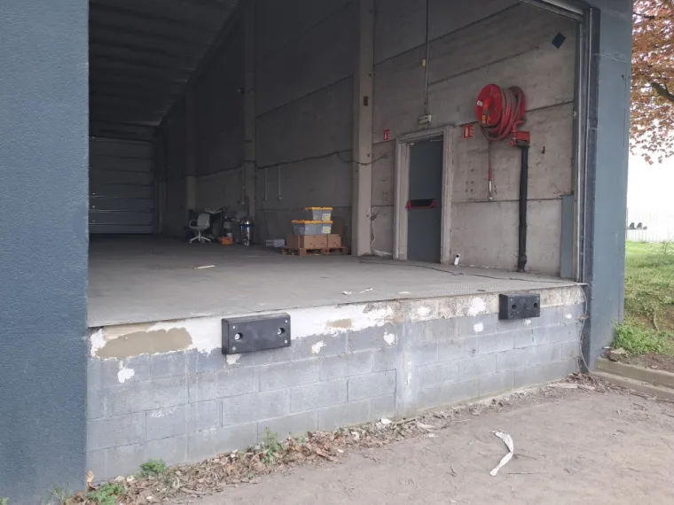 Pose de butoirs de quai à Lesquin, Roubaix, Société Nouvelle LOUBERT