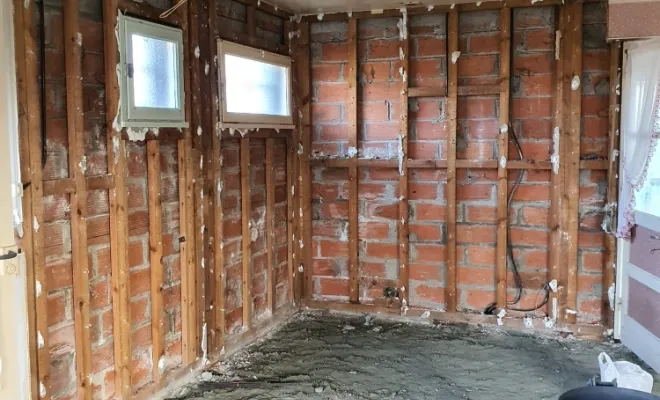 Réalisation d'extensions d'une maison proche de Croix