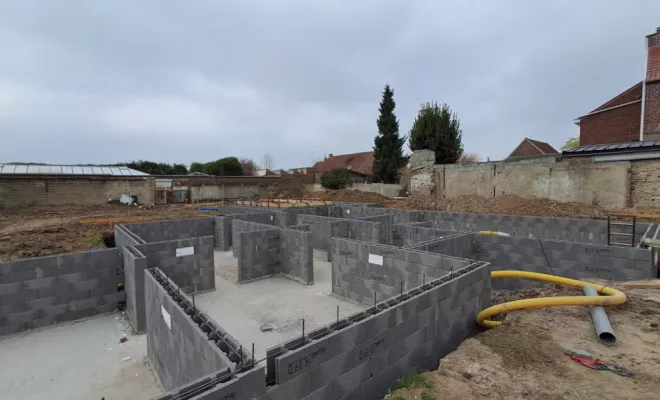 Construction d'une dalle béton pour une maison individuelle à Allennes-les-Marais