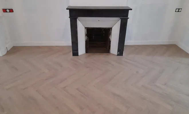 Poser du parquet et les plinthes, Roubaix, Société Nouvelle LOUBERT